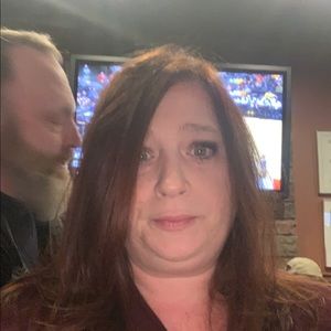 Meet your Posher, Adrienne